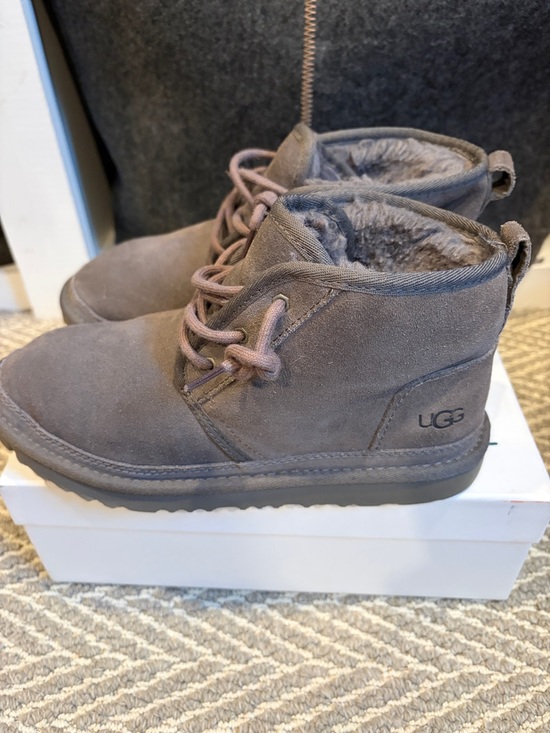 UGG Men\'s Chukka Boots in Gray main image 3